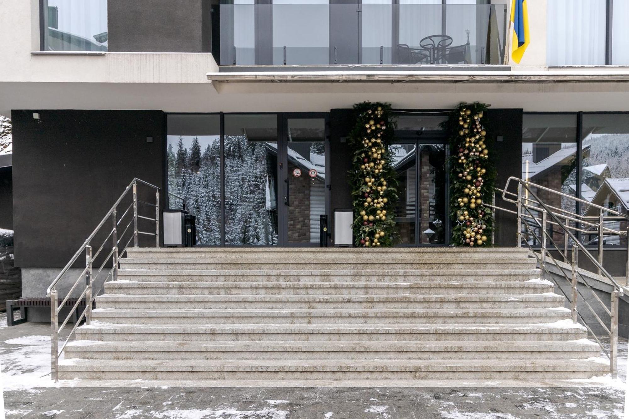 Rest&Ski Spa Resort Bukovel Exterior photo