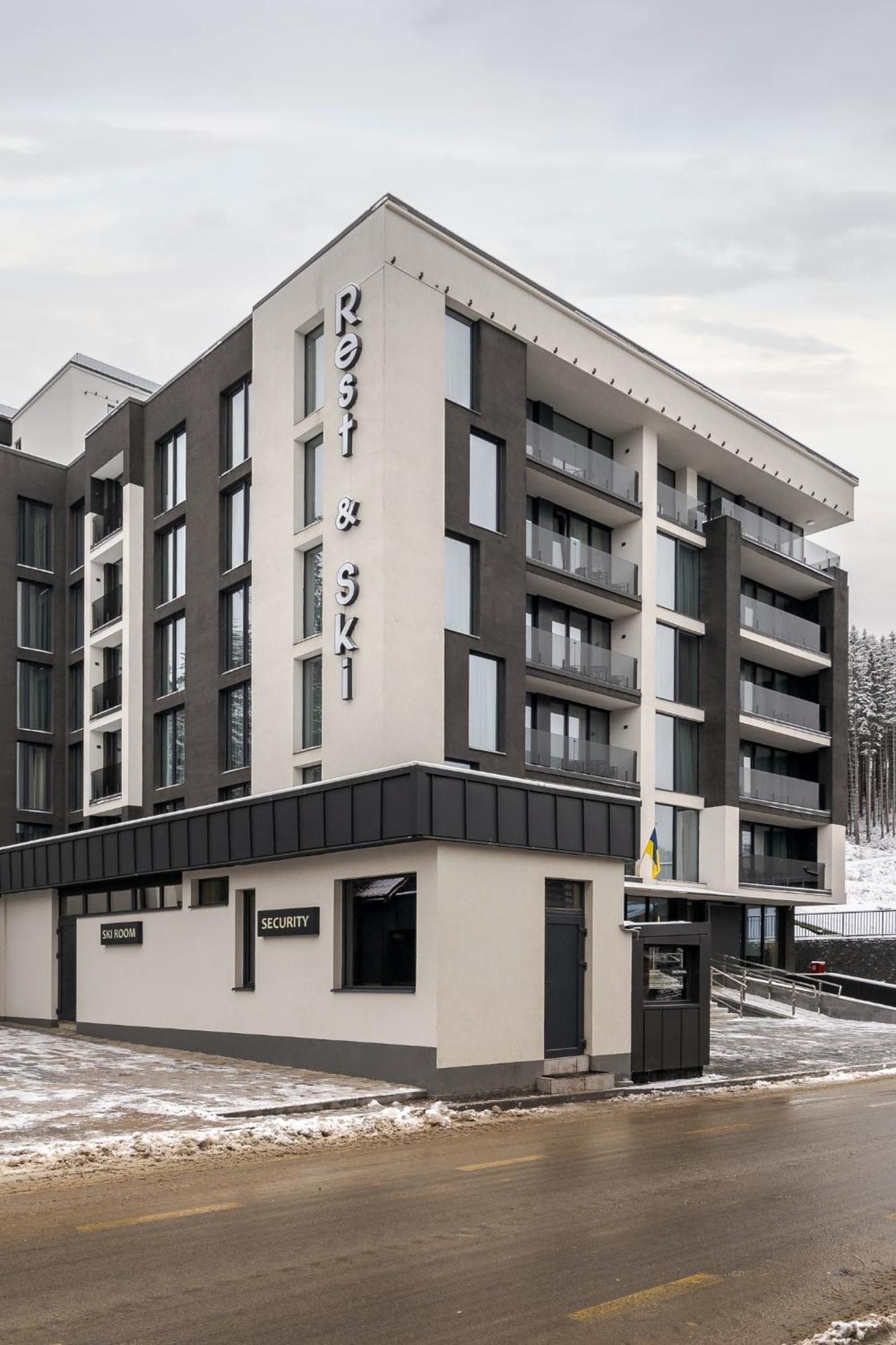 Rest&Ski Spa Resort Bukovel Exterior photo