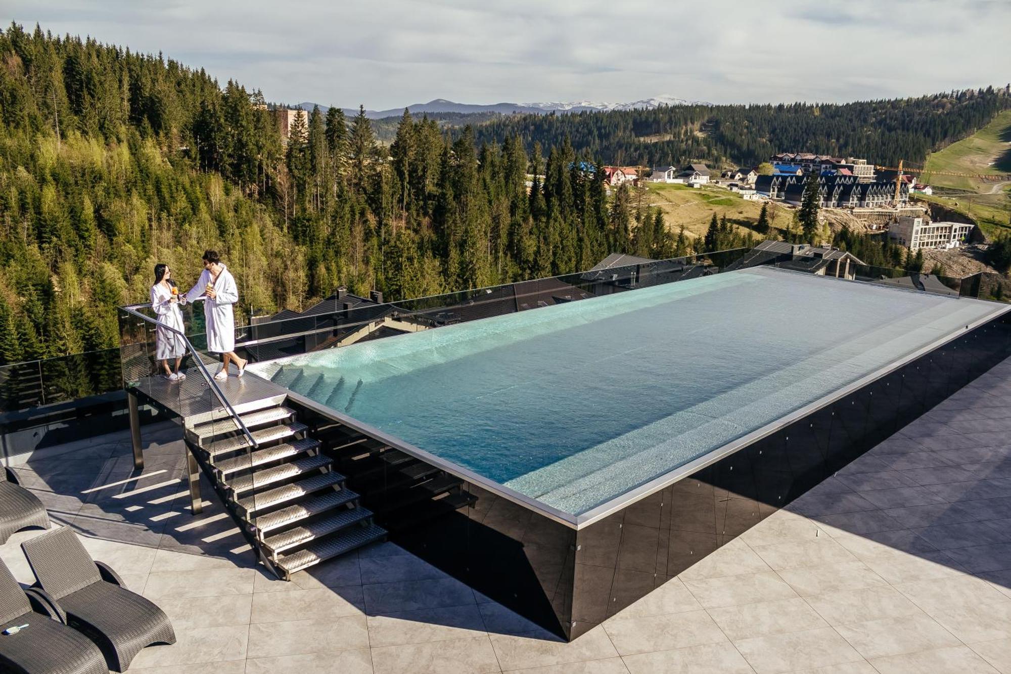 Rest&Ski Spa Resort Bukovel Exterior photo